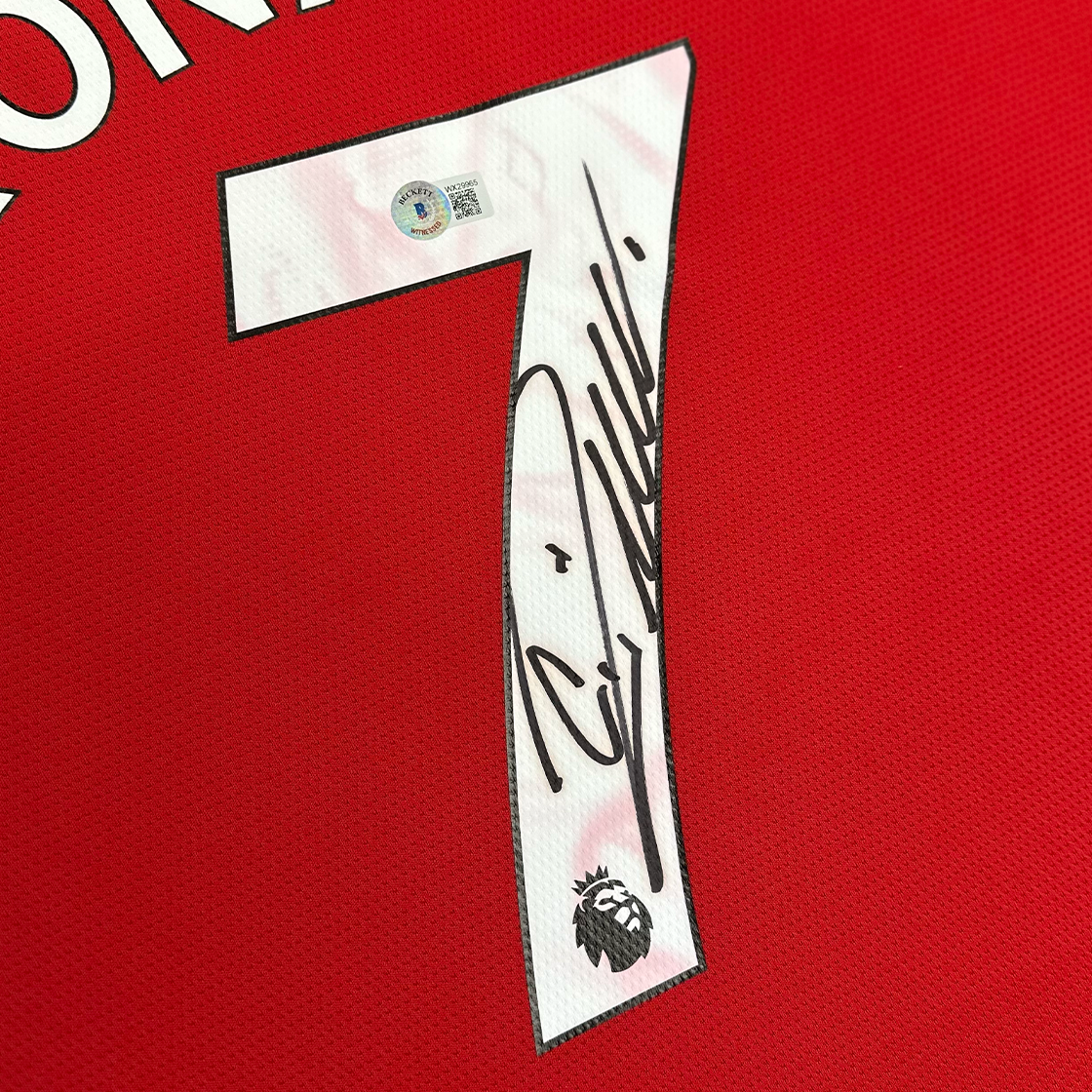 Cristiano Ronaldo Signed Manchester United Shirt Premium Frame (Beckett)