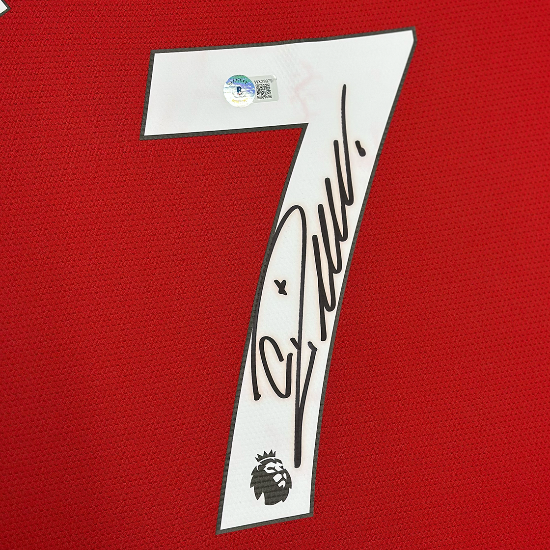 Cristiano Ronaldo Signed Manchester United Shirt Premium Frame (Beckett)