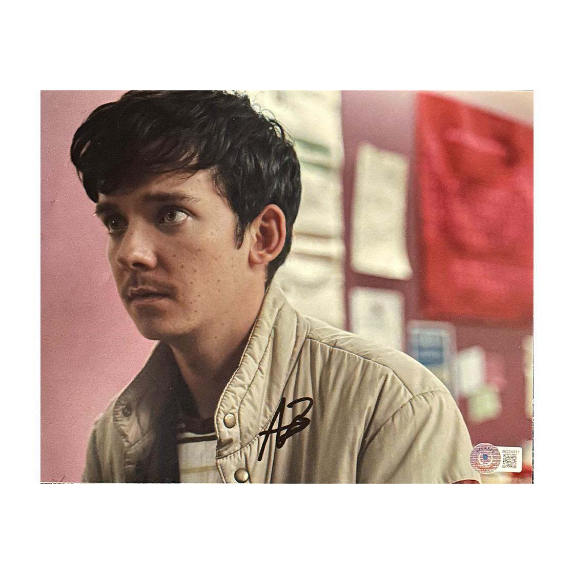 Asa Butterfield Signed Sex Education 10x8 Image 1 Beckett The Fan