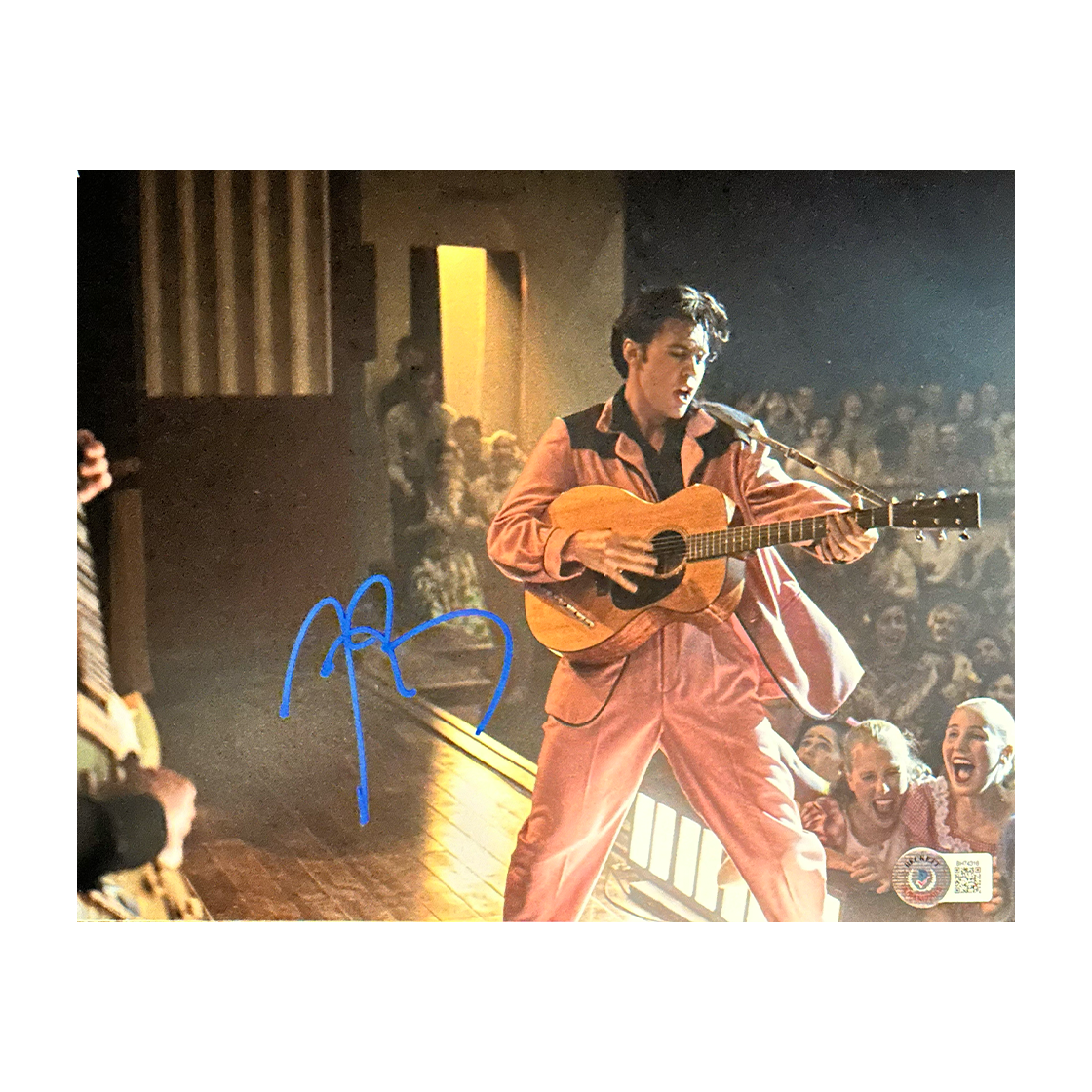 Austin Butler Signed Elvis 10x8 Image 3 (Beckett)