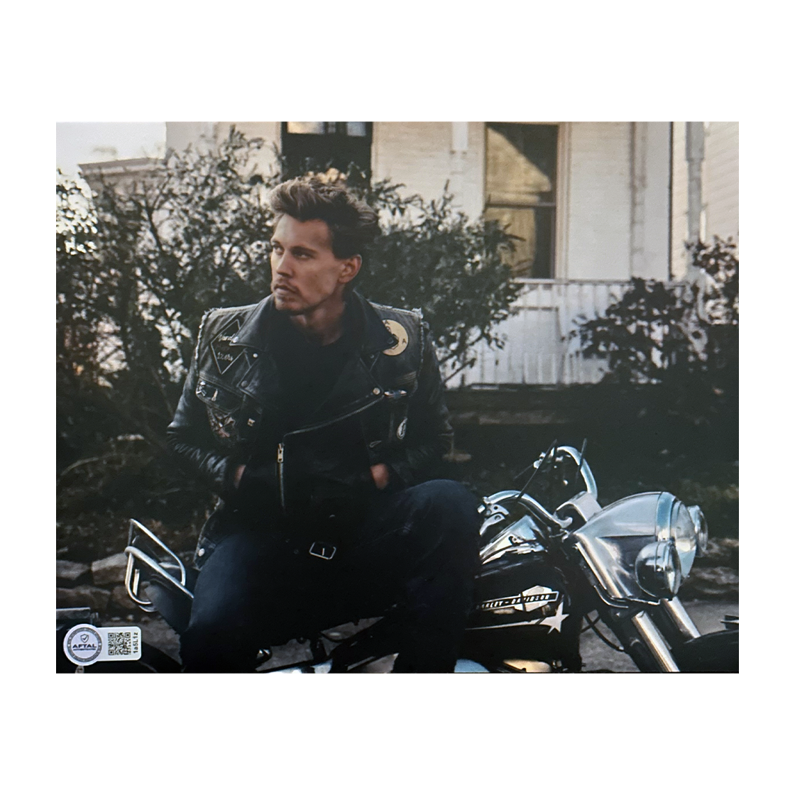 Austin Butler Signed The Bikeriders 10x8 Image 1 (AFTAL Authenticated)