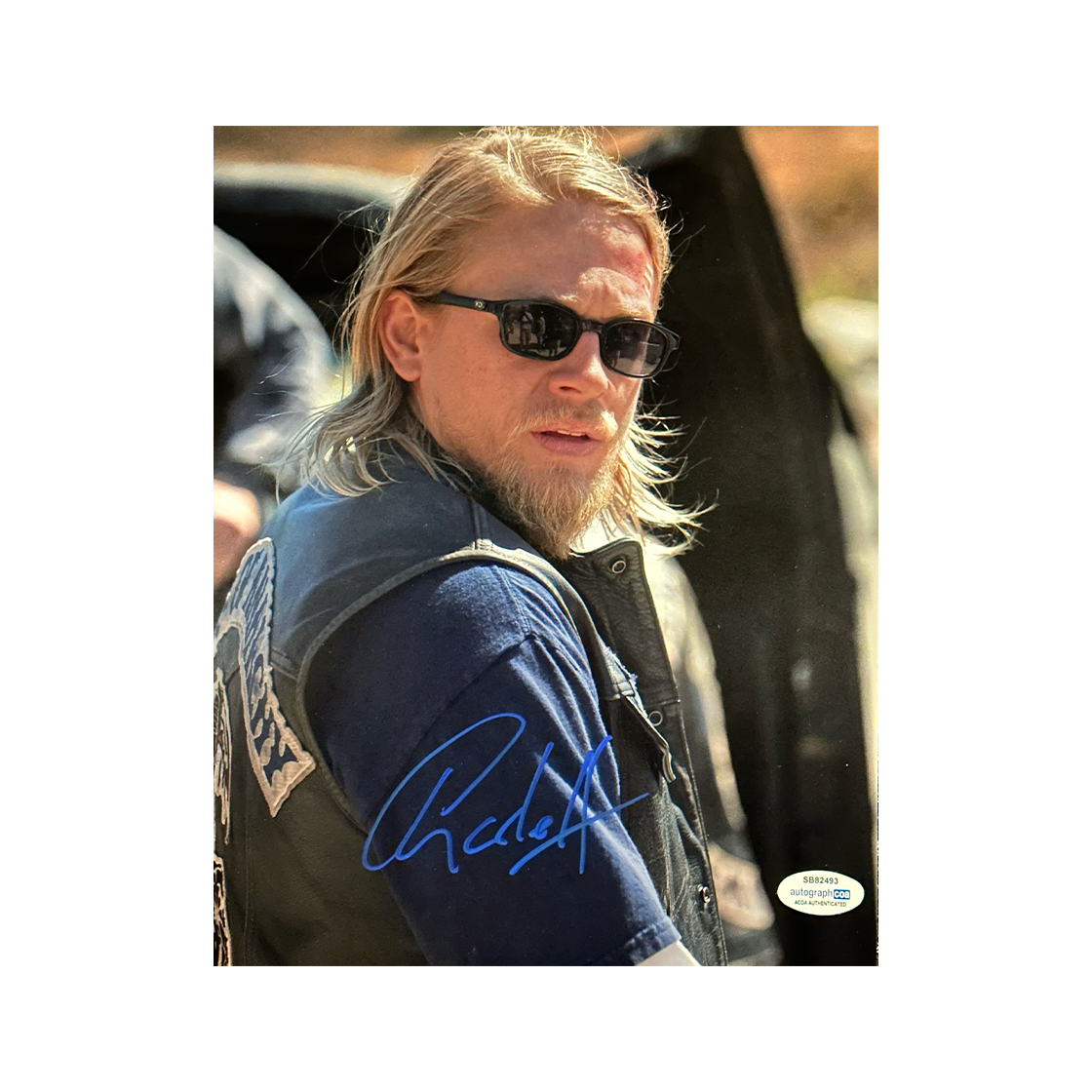 Charlie Hunnam Signed Sons of Anarchy 10x8 Photo 1 (ACOA)