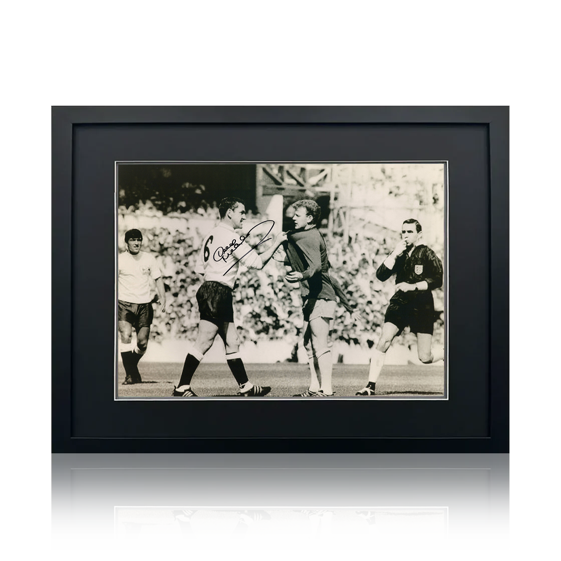 Dave Mackay Signed Tottenham Hotspur 16x12 Photo Compact Frame