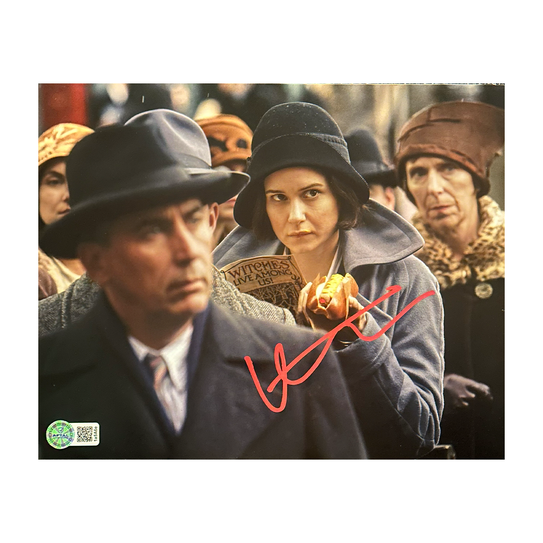 Katherine Waterston Signed Fantastic Beasts 10x8 Image 5 (AFTAL Authenticated)