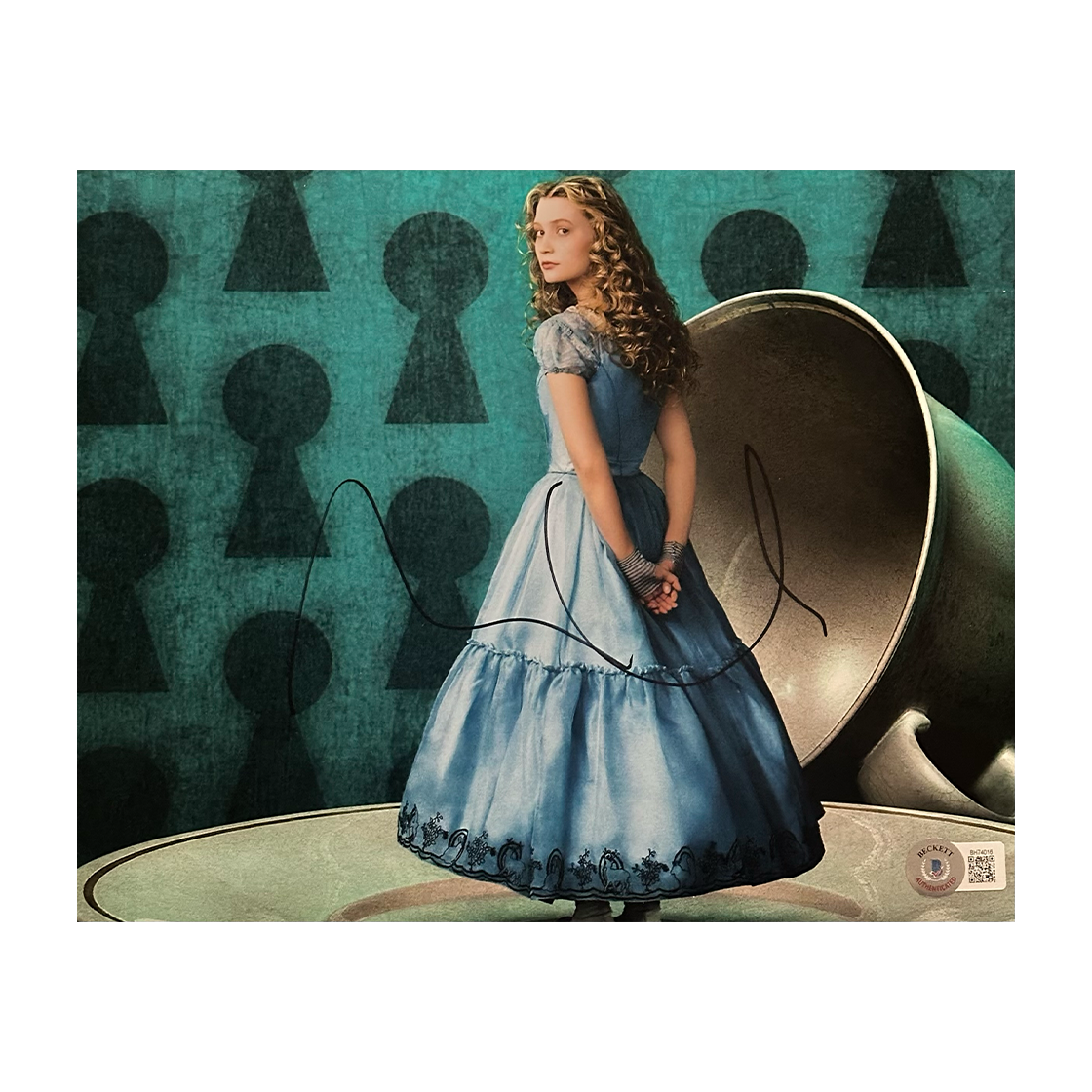 Mia Wasikowska Signed Alice In Wonderland 10x8 Image 2 (Beckett)