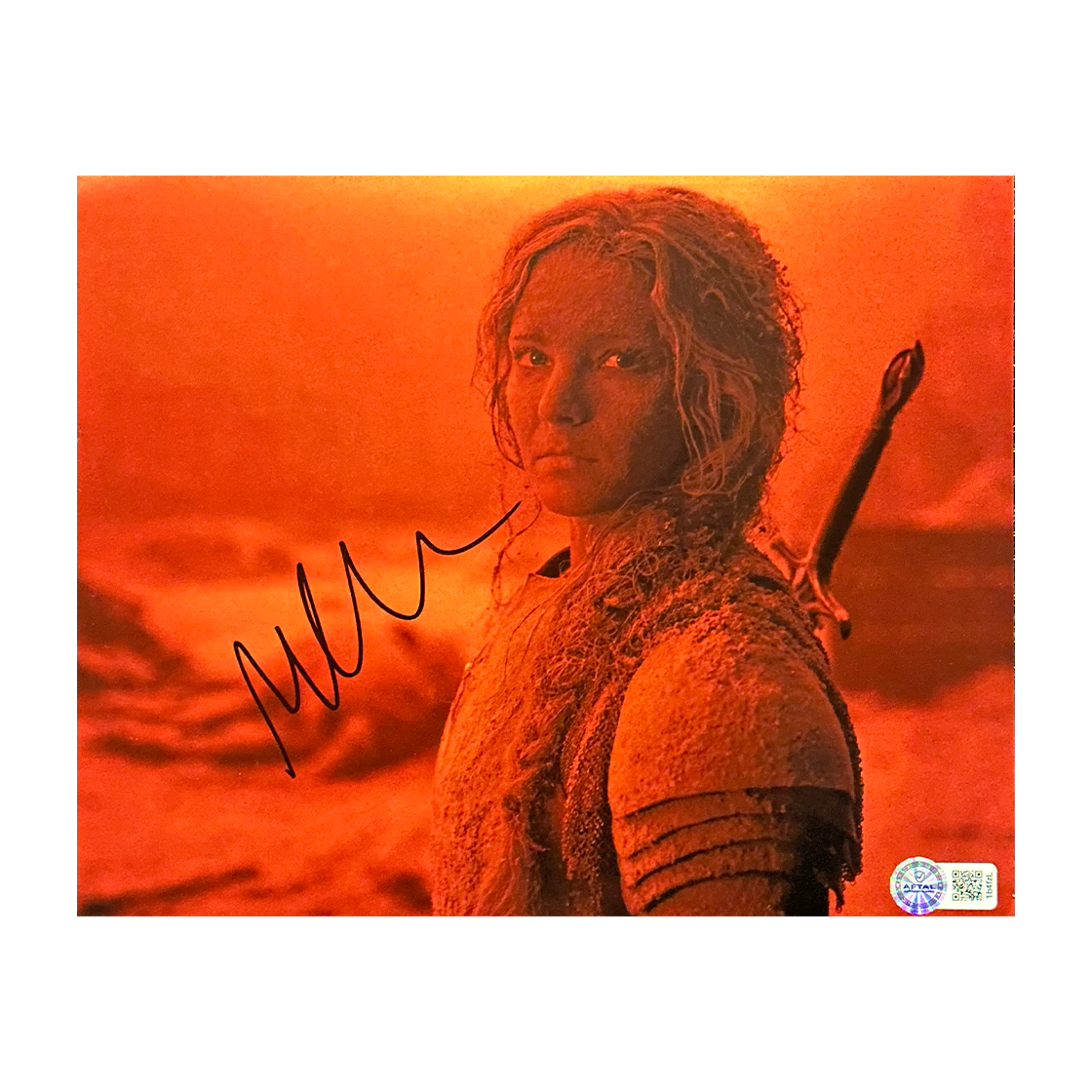 Morfydd Clark Signed The Lord of the Rings: The Rings of Power 10x8 Image 3 (AFTAL Authenticated)